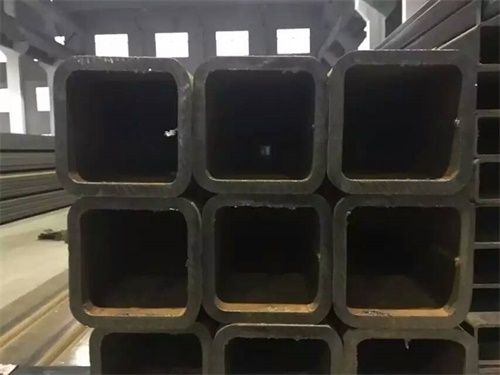 比如汽车专用无缝方管 车架底盘结构管材